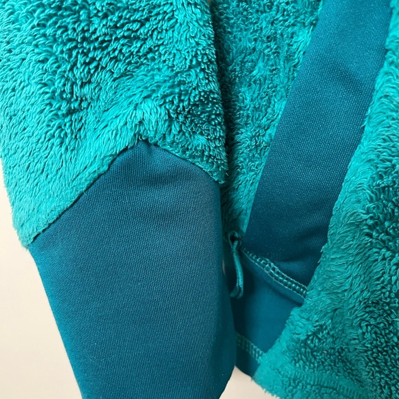 REI Girls’ Jacket. Size M (10-12). Green color and fuzzy texture. - Picture 6 of 6